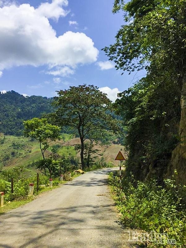 Trốn nóng mùa hè, khám phá thác Chiềng Khoa