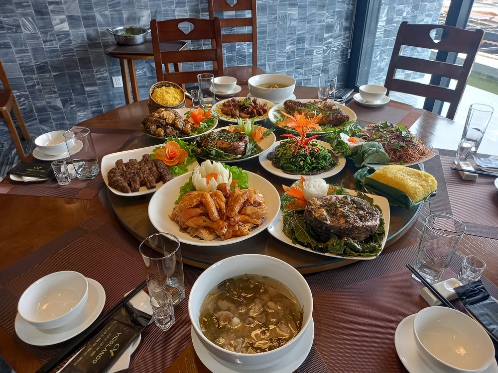 nha hang vigolando van ho (11)