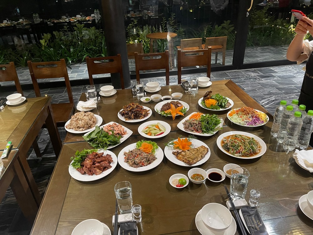 nha hang vigolando van ho (3)