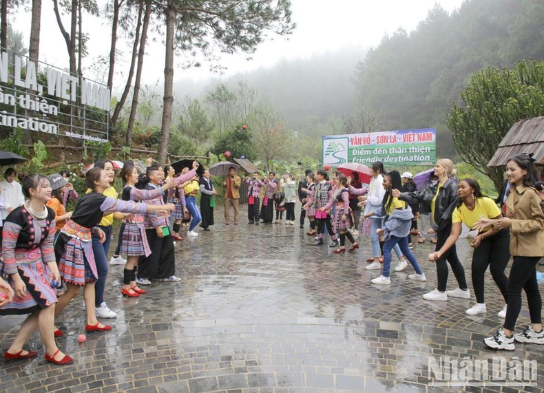 Chung kết Cuộc thi Hoa hậu Du lịch Thế giới 2022 lựa chọn Vân Hồ là 1 trong những phần thi hoạt động trải nghiệm