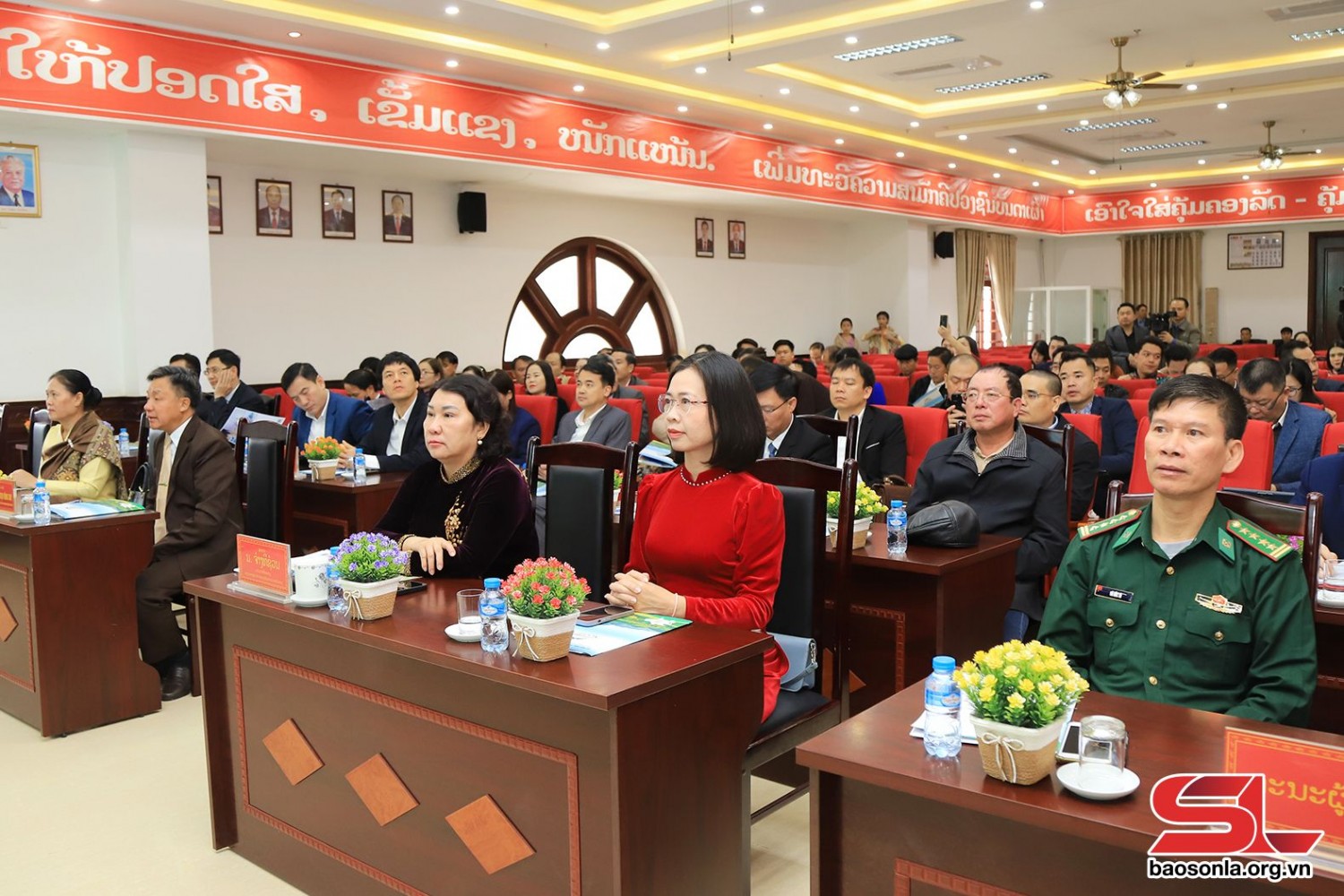 các đại biểu